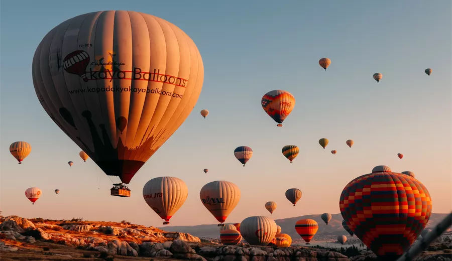 Türkei Kappadokien Heißluftballon