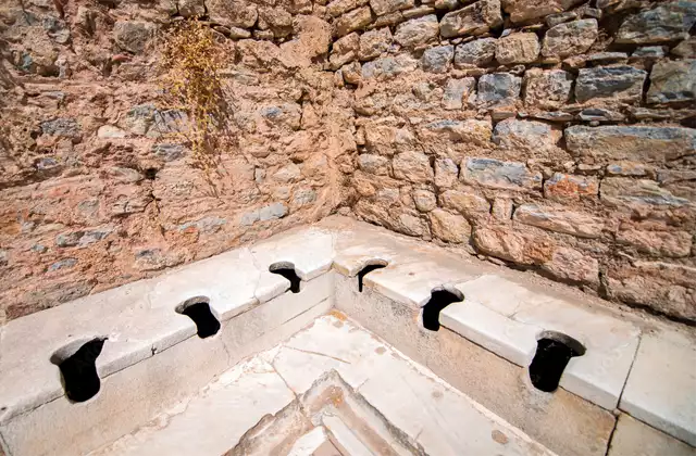 Öffentliche Toiletten in Ephesus